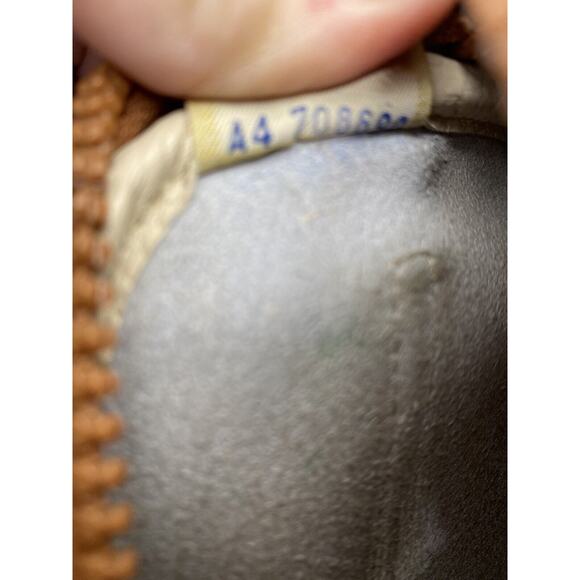 Dooney & Bourke Vintage Beige Brown Pebbled Leather Flap Convertible Crossbody - Picture 12 of 15